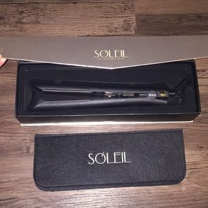 Brand New - Soleil Flat Iron